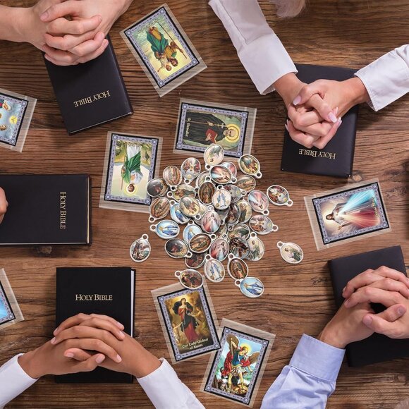 Catholic Prayer Cards Set with Medals Charms Religious Gifts for Women Men - Picture 6 of 6